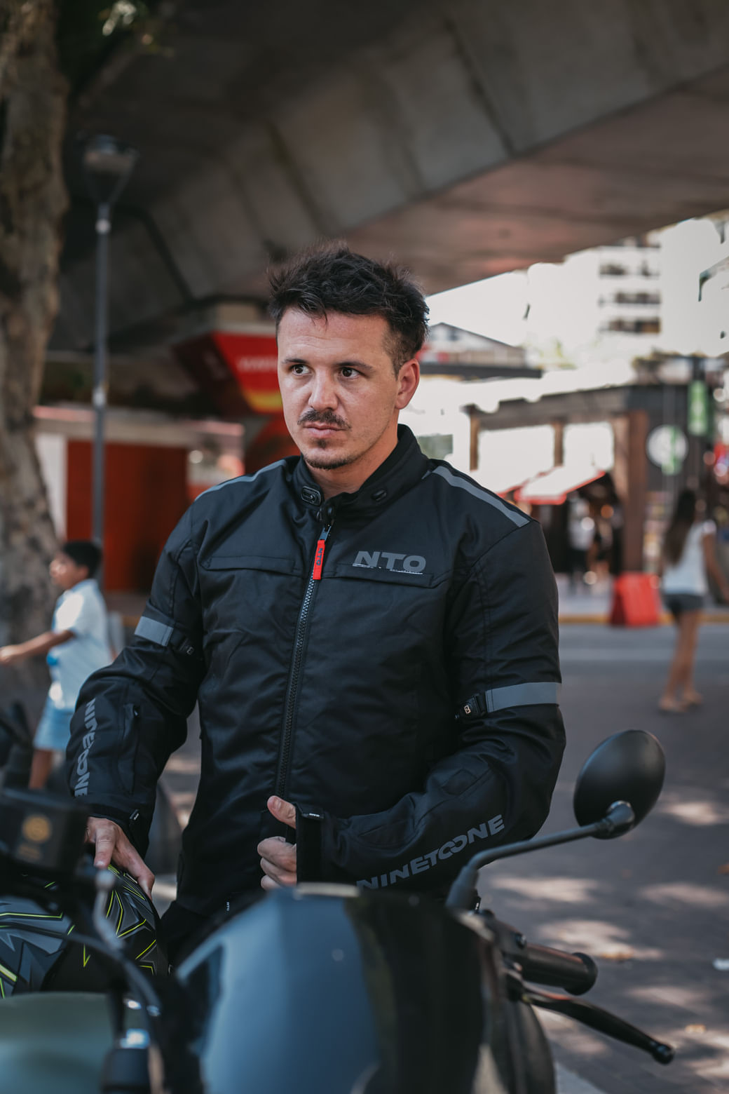 Campera Cordura NTO City Evo Hombre Negra